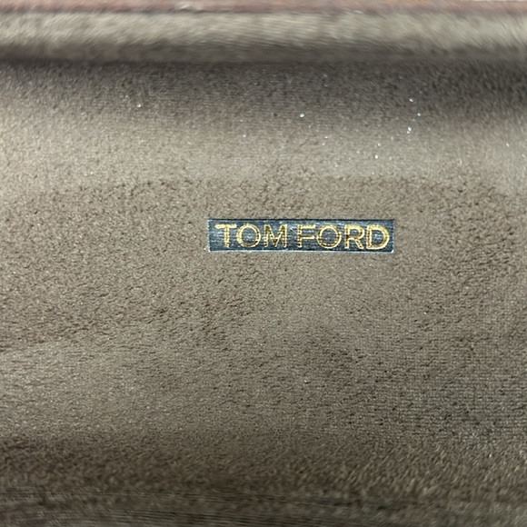 Tom Ford Sunglasses Case with Cleaning Cloth - Picture 5 of 7